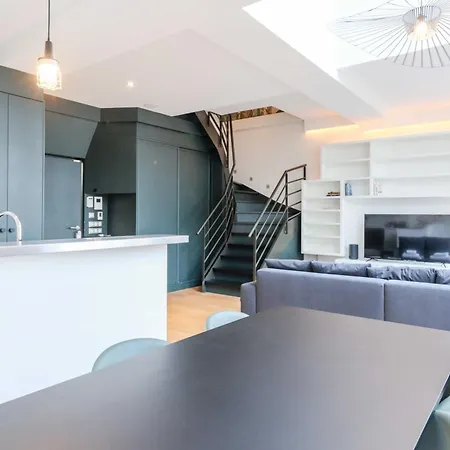 Chic Duplex Loft In Trendy Bastille Apartment Paris